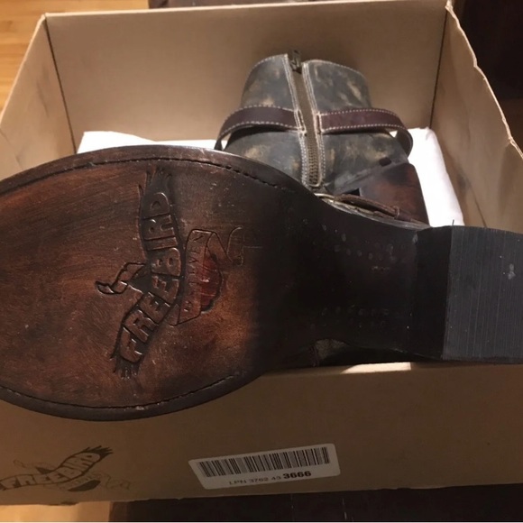 NIB Steve Madden Freebird Boots Bolo 10 - Picture 4 of 4